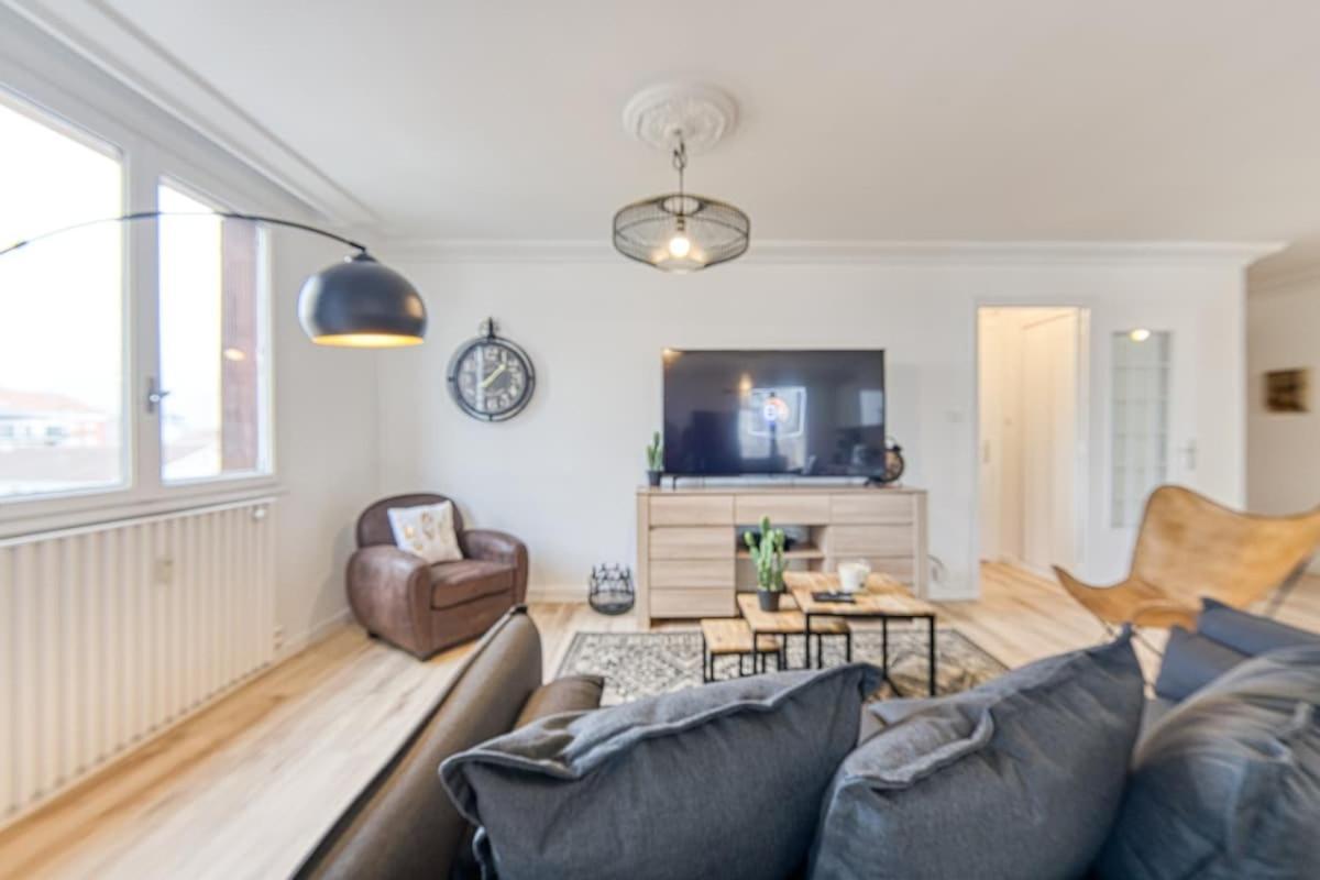 Magnificent Apartment, 4 Bedrooms, Fiber Wifi Grenoble Esterno foto