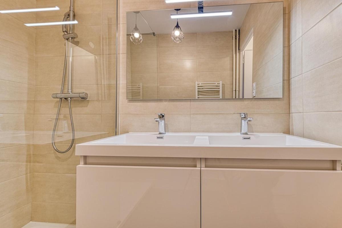 Magnificent Apartment, 4 Bedrooms, Fiber Wifi Grenoble Esterno foto
